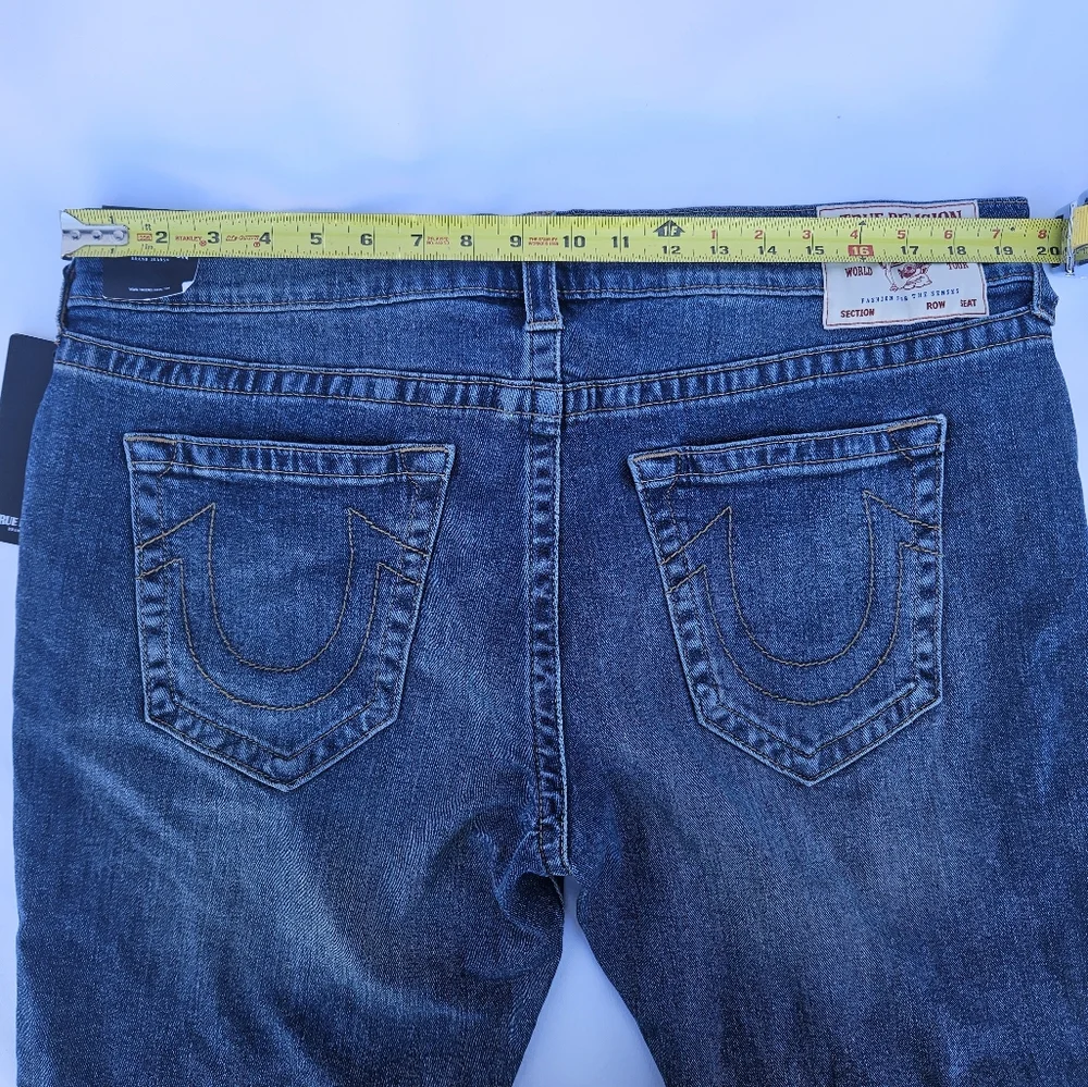 True Religion Men's Rocco Relaxed Skinny Jeans Shorts NWT Size-38